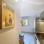 Edenia, Ac,balcony Swimming Pool, Wi-fi & Parking شقة