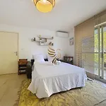 شقة Edenia, Ac,balcony Swimming Pool, Wi-fi & Parking *