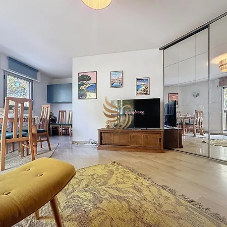 Edenia, Ac,balcony Swimming Pool, Wi-fi & Parking شقة Fréjus