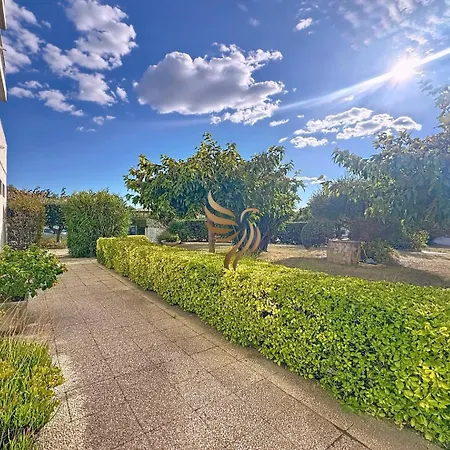 شقة Edenia, Ac,balcony Swimming Pool, Wi-fi & Parking *